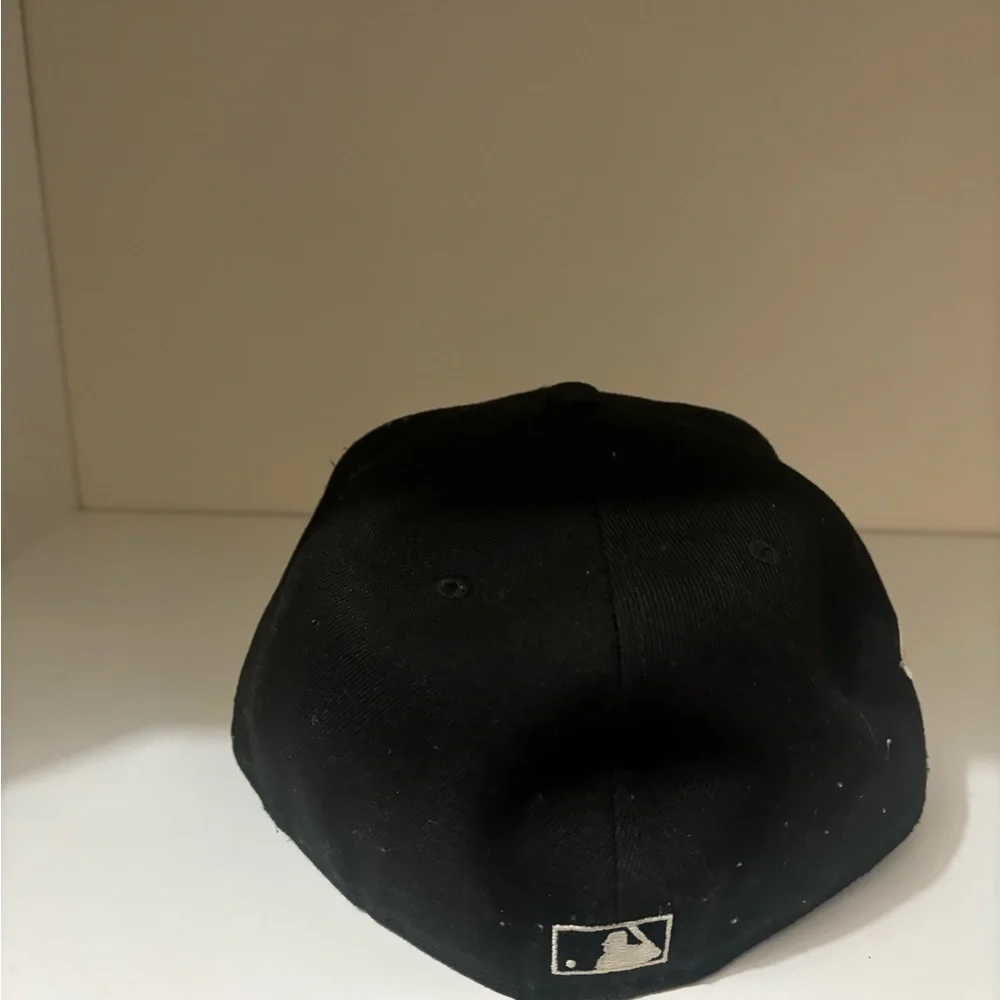 Black Baseball Cap - Picture 4 of 5